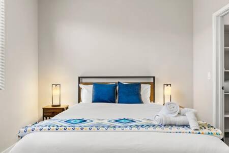 Paradise Cozysuites With Pool And Jacuzzi 11 Phoenix Eksteriør bilde